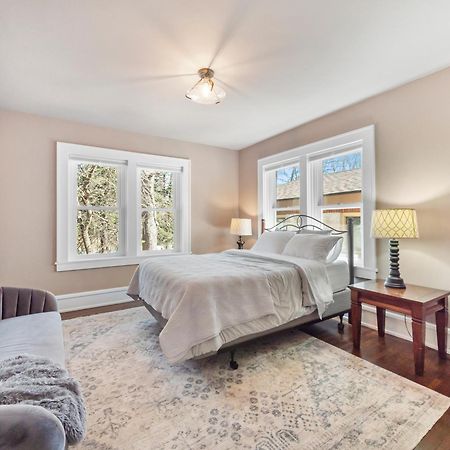 Spanish Charm 4Bed/3Bath Waupaca Екстер'єр фото