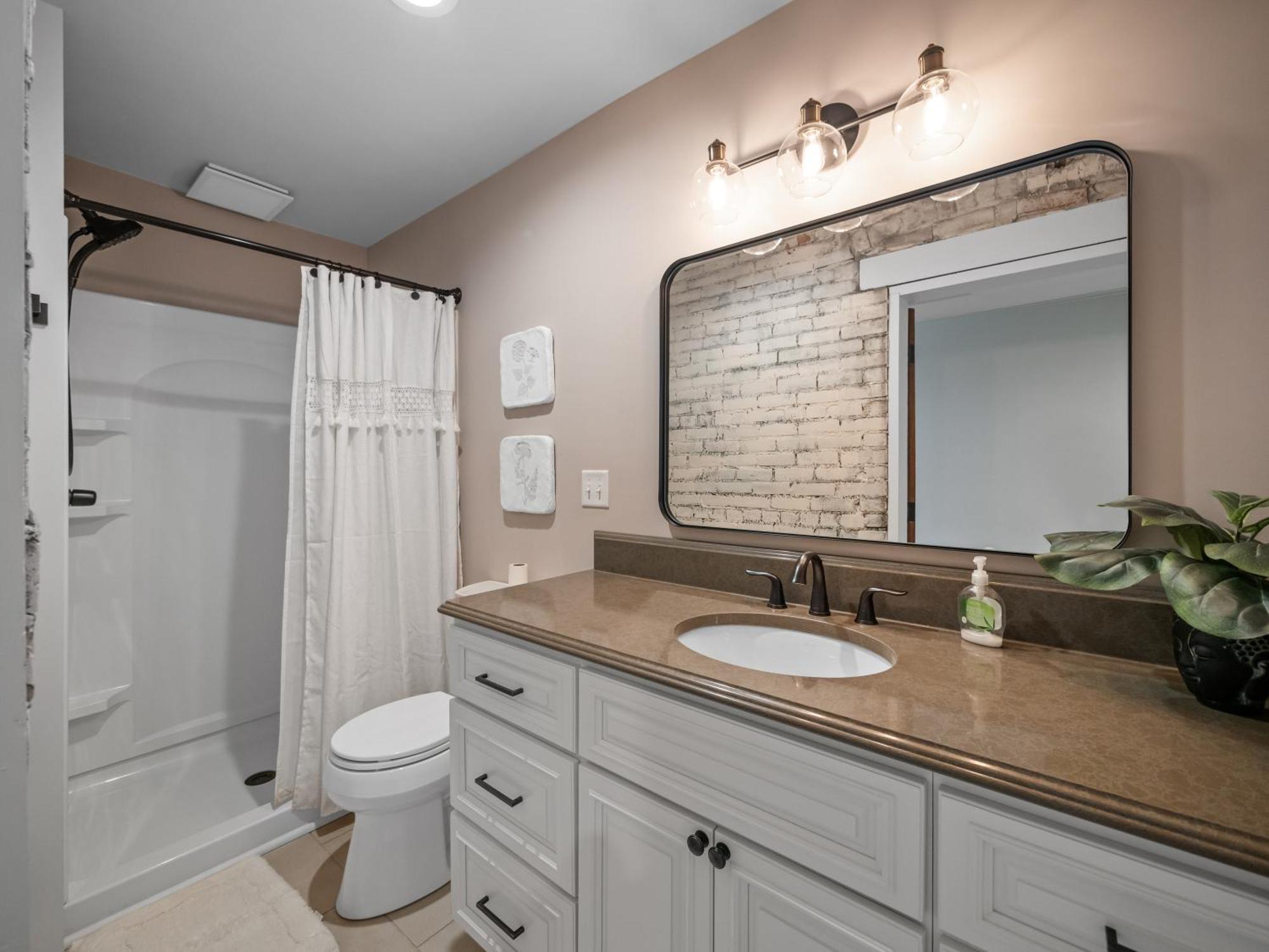Spanish Charm 4Bed/3Bath Waupaca Екстер'єр фото